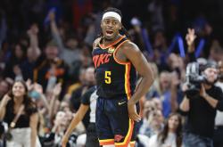 开云下载-欧洲籍球员在国内联赛中表现抢眼