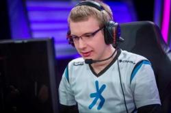 开云官网-T1险胜EDG，Jankos完成史诗逆转四强赛3:0（东京）