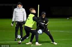 开云体育app-关于切尔西队员备战新赛季，全力以赴向前冲的信息