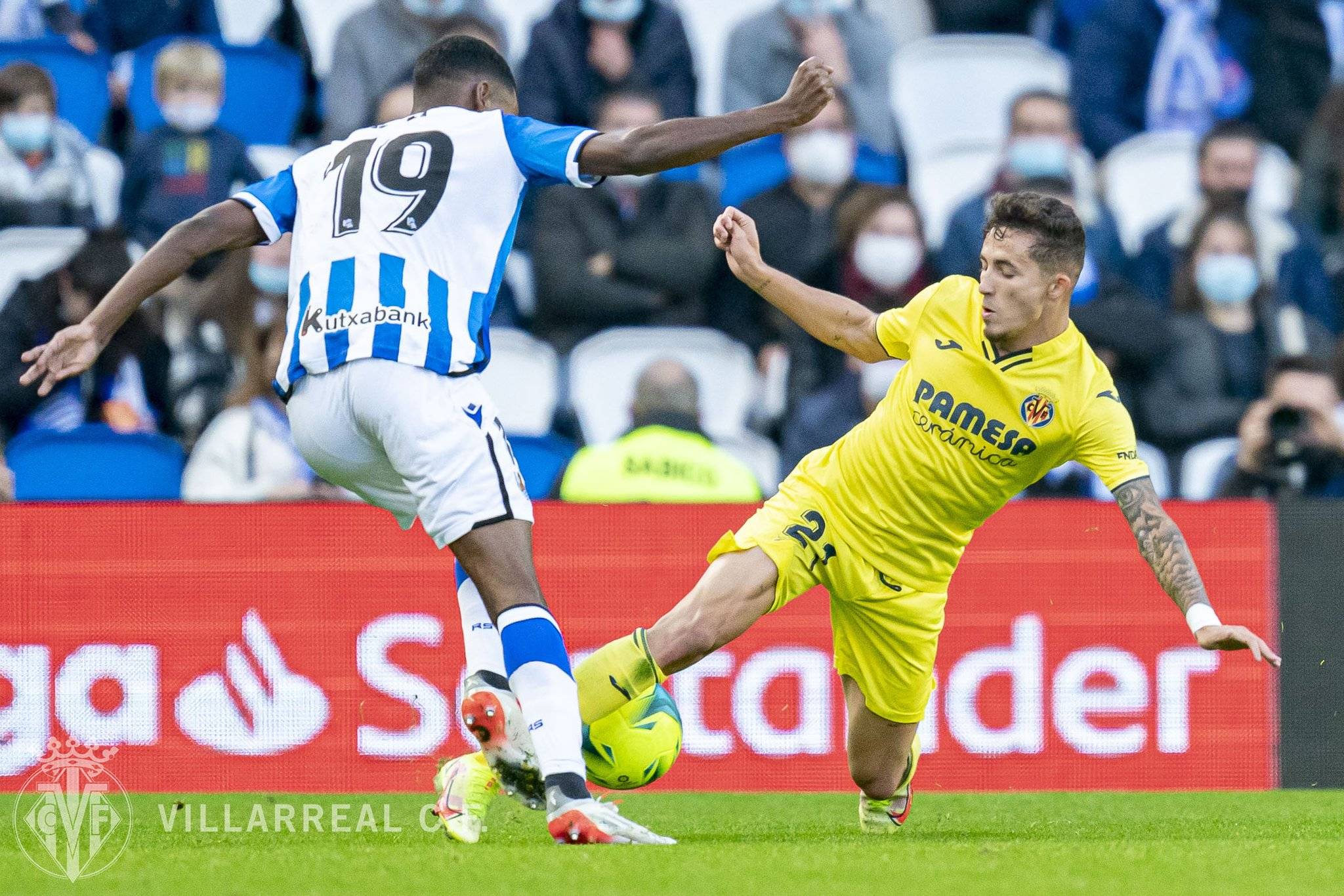 英格兰战平挪威，小组次席晋级淘汰赛