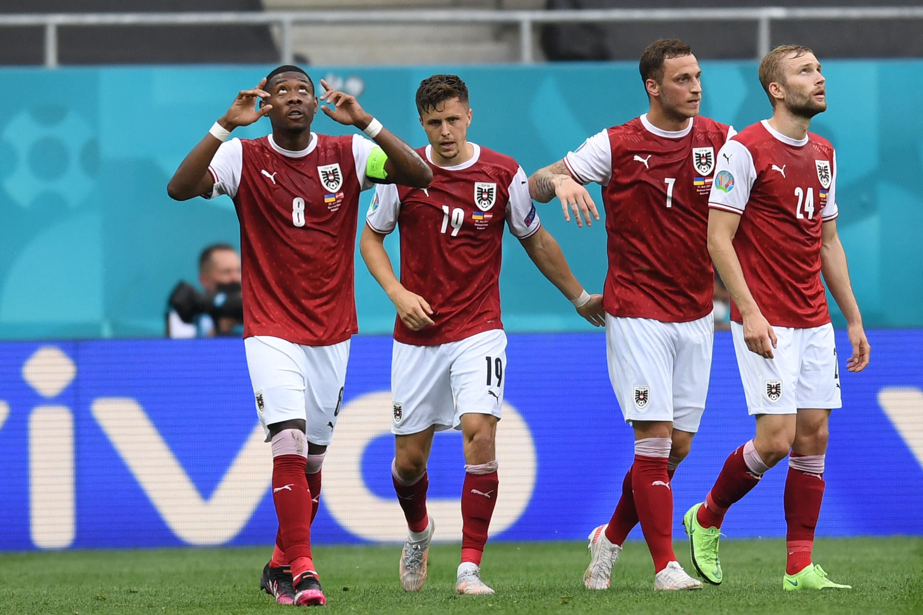 智利逆转乌拉圭,阿拉巴送出助攻的简单介绍 智利逆转乌拉圭,阿拉巴送出助攻的简单介绍