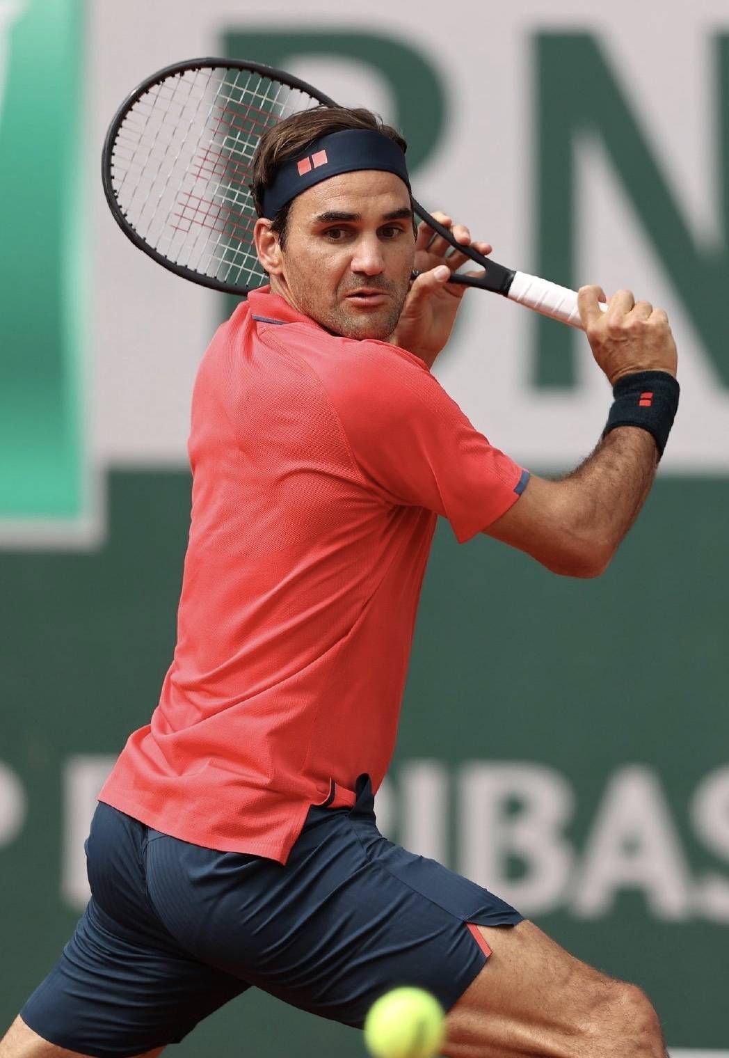 关于美国网球队逆转西班牙网球队，费德勒惊艳世界的信息