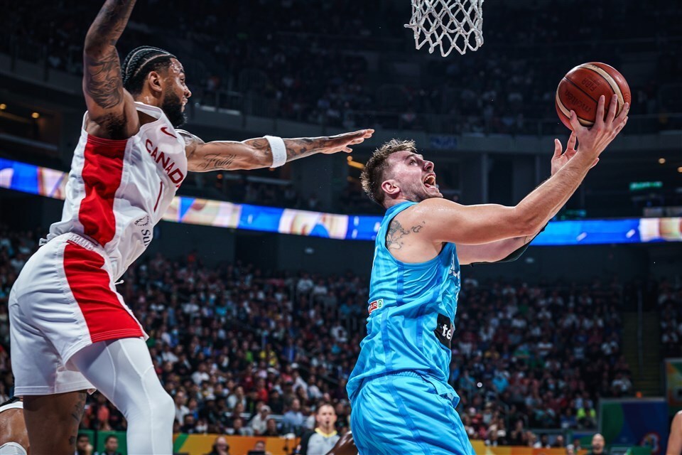 Valorant选手发挥出色，荣膺最佳MVP