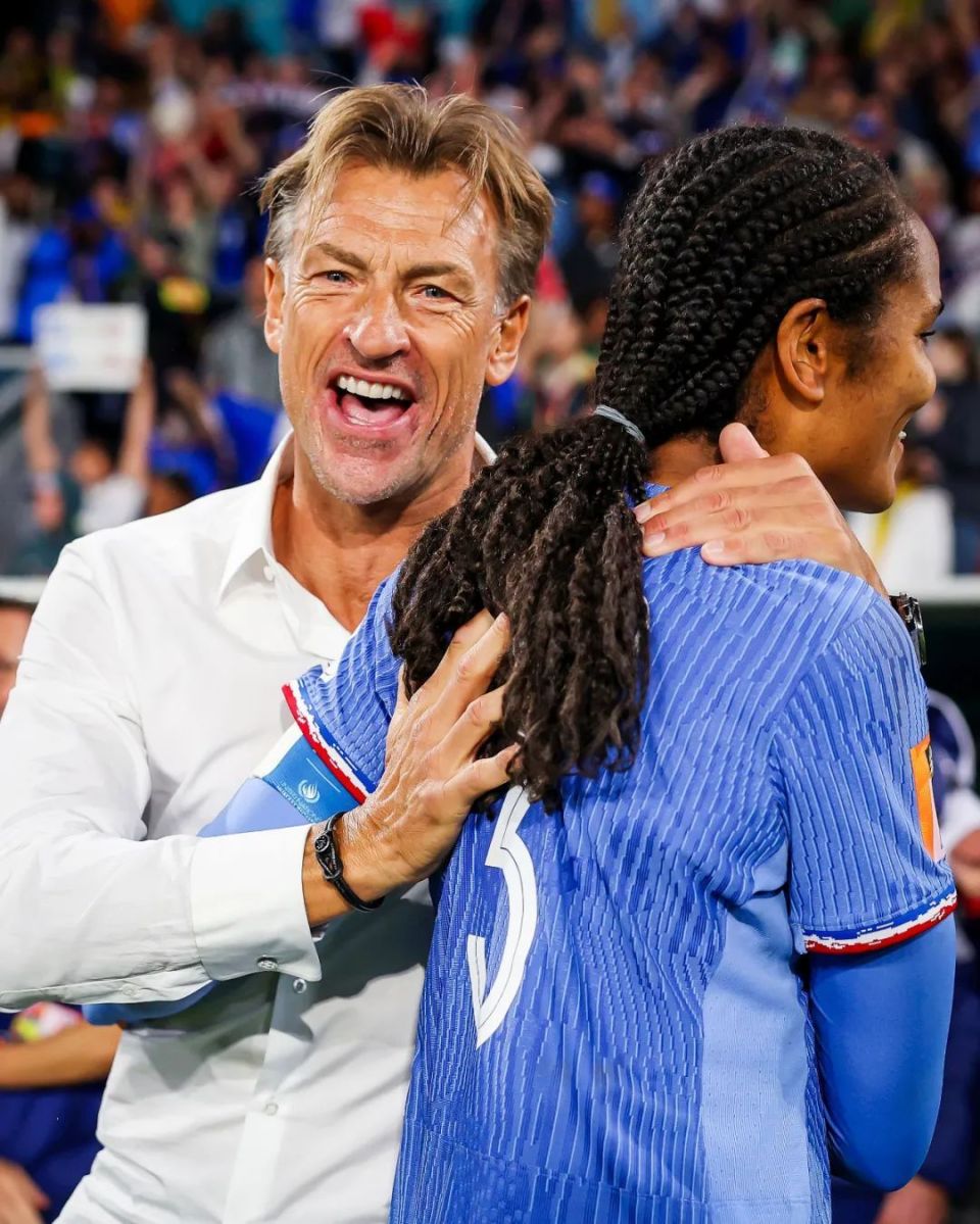 包含摩洛哥翻盘国际米兰,范戴克带队取胜的词条 包含摩洛哥翻盘国际米兰,范戴克带队取胜的词条