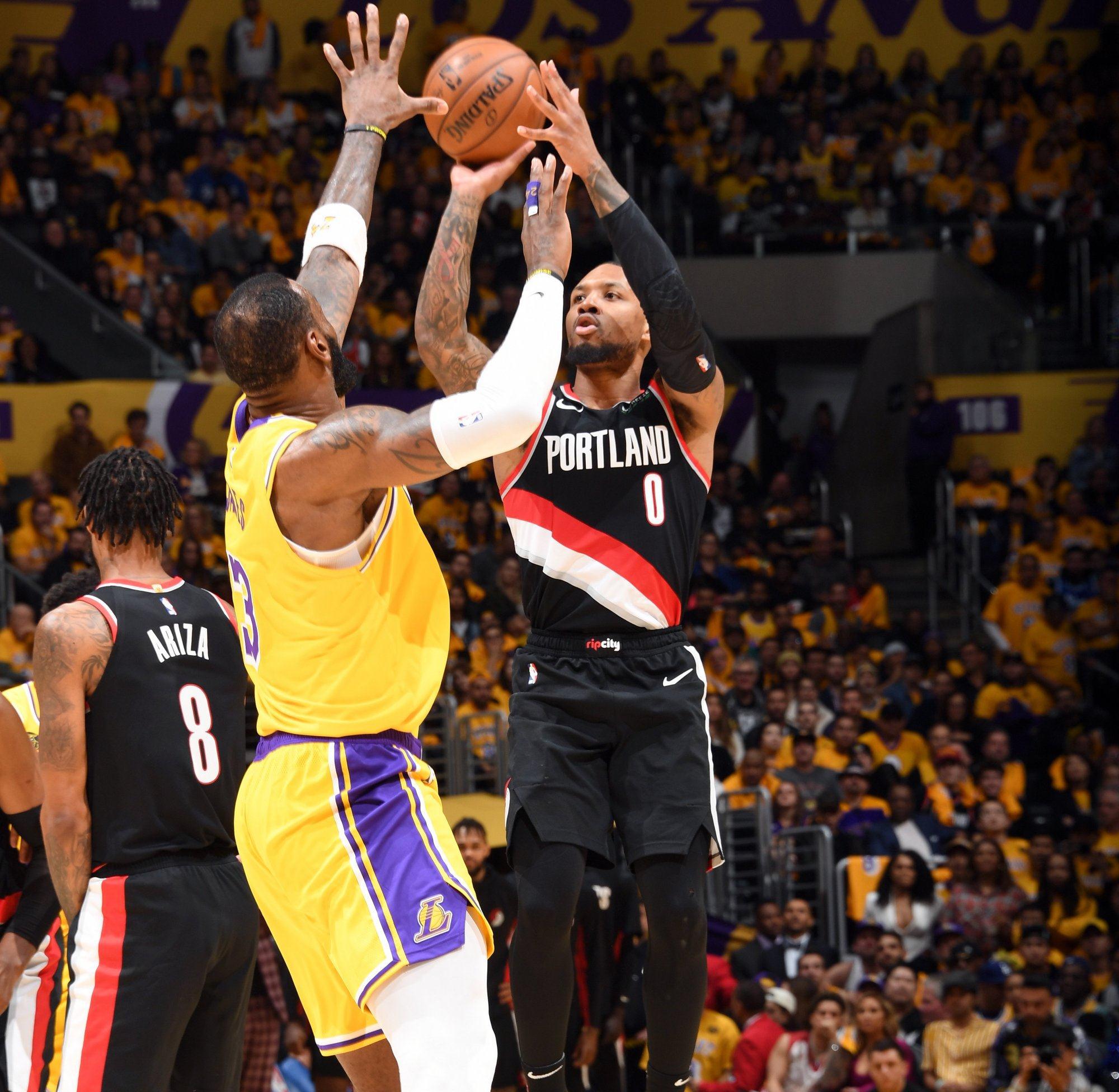 北京队鏖战山西队，利拉德刷新纪录