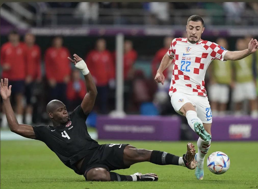 摩洛哥绝杀塞内加尔，梅西点燃赛场